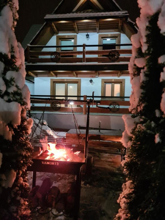 Toporowe Izby Groń Buitenkant foto